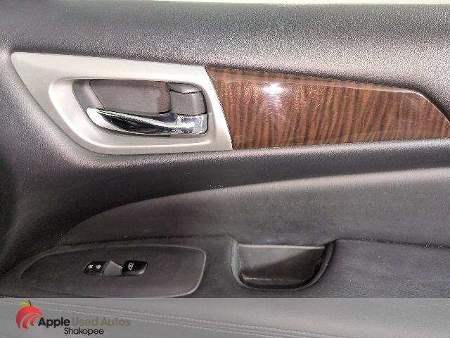 Used 2016 Nissan Pathfinder SL w/ SL Premium Package image 44