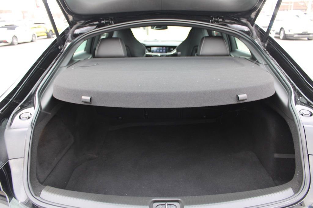 Used 2018 Buick Regal GS w/ Driver Confidence Package #2 image 10