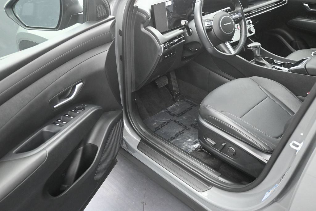 Used 2025 Hyundai Tucson SEL FWD image 10