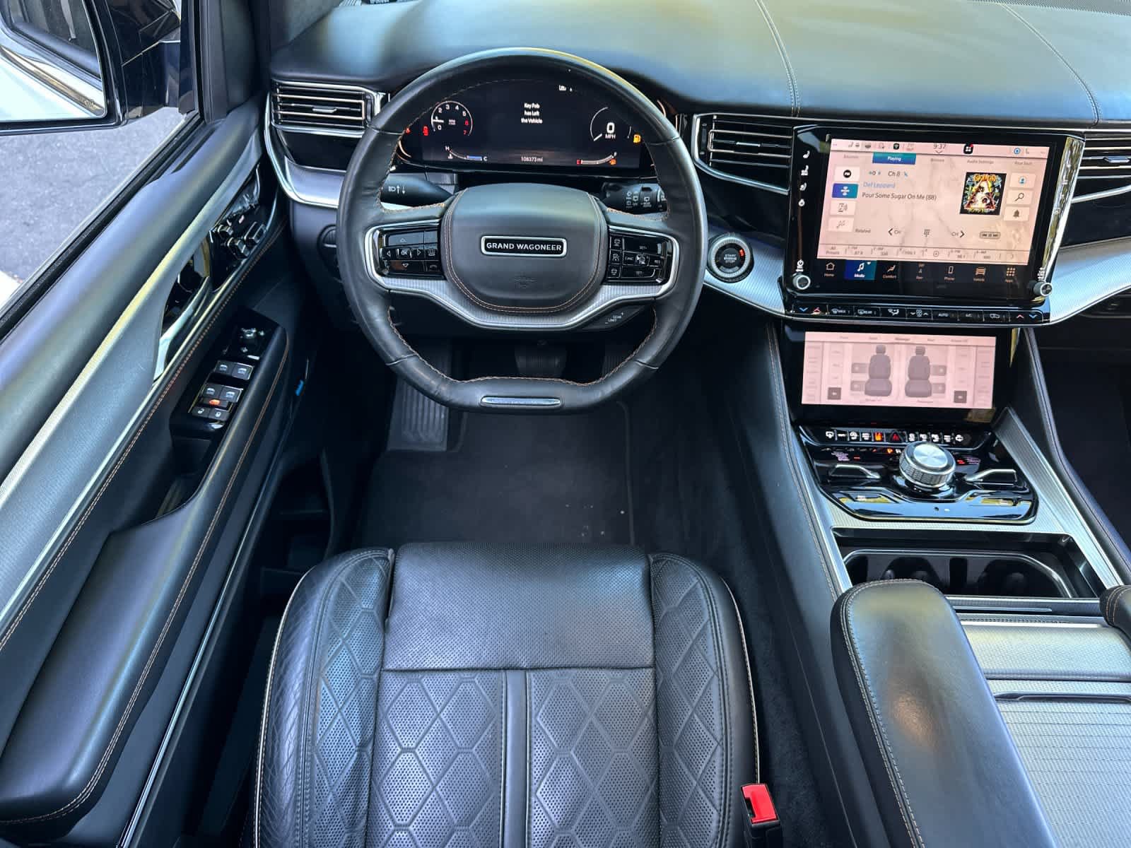 Used 2023 Jeep Grand Wagoneer L Series III w/ Rear Seat Video Group 1 AWD/4WD image 14