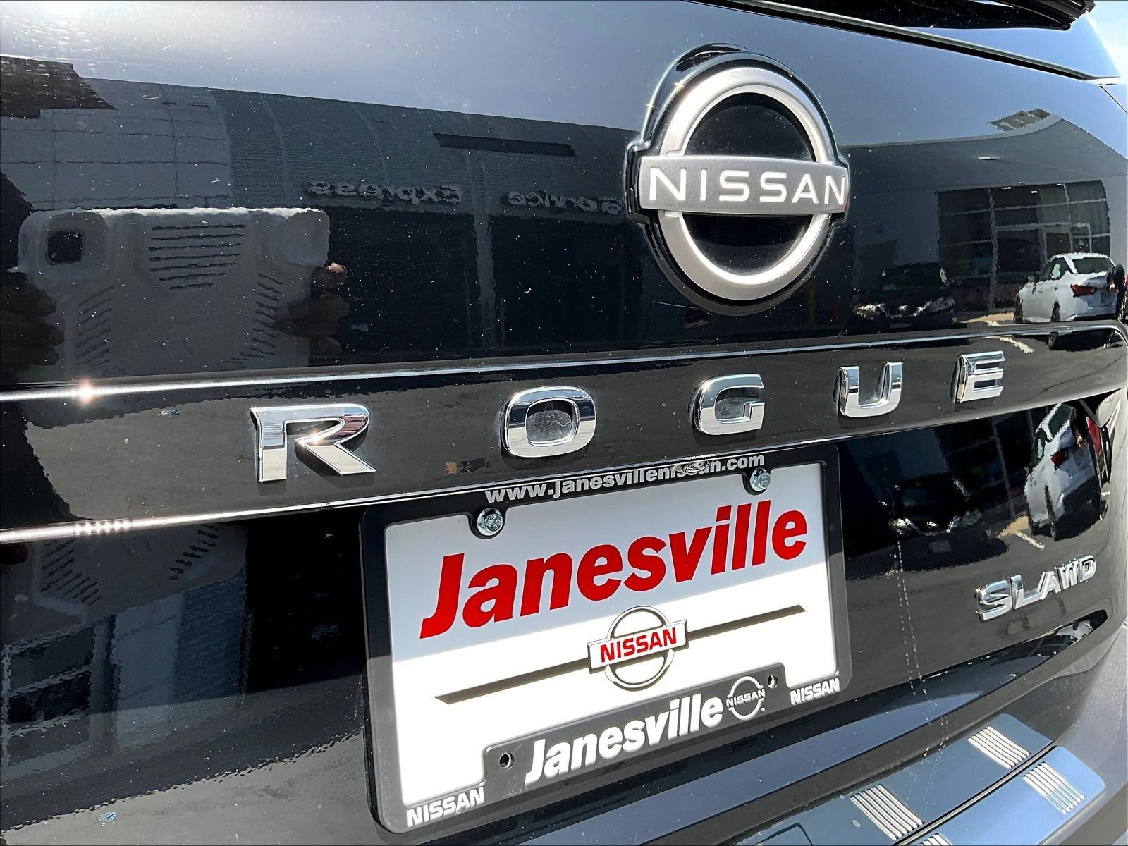 Certified 2023 Nissan Rogue SL w/ SL Premium Package AWD/4WD image 26