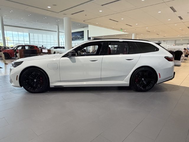 New 2027 BMW M5 Touring w/ M Driver's Package AWD/4WD image 7