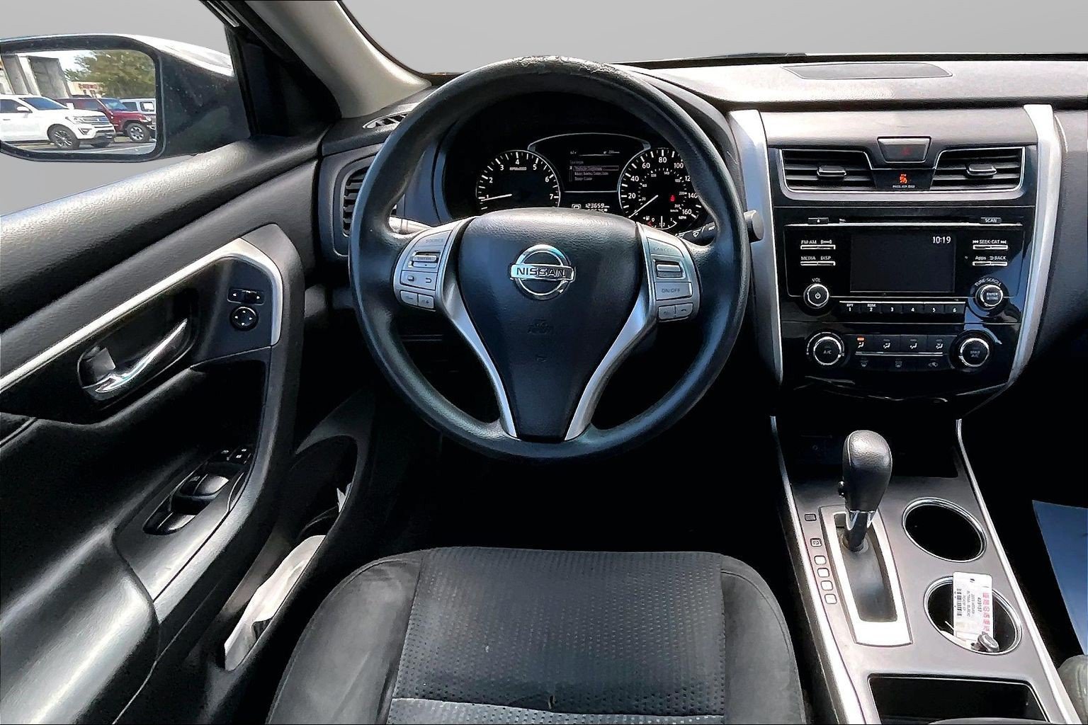 Used 2015 Nissan Altima 2.5 S w/ Sport Value Package FWD image 4