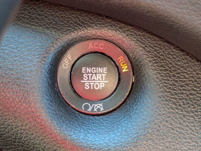 Used 2019 Jeep Cherokee High Altitude image 24