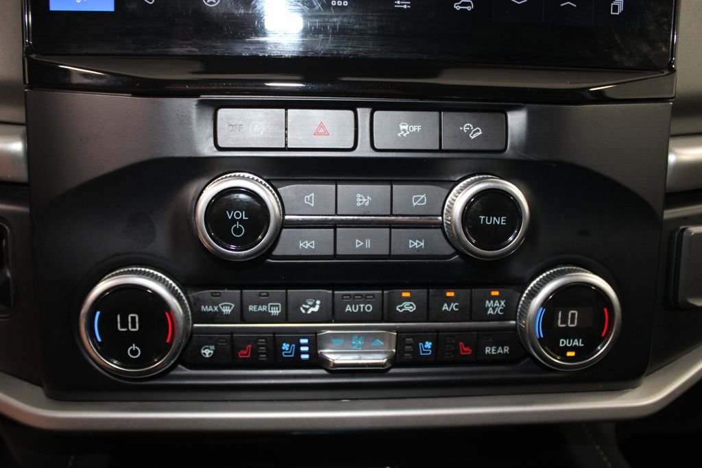 Used 2024 Ford Expedition Max XLT image 50