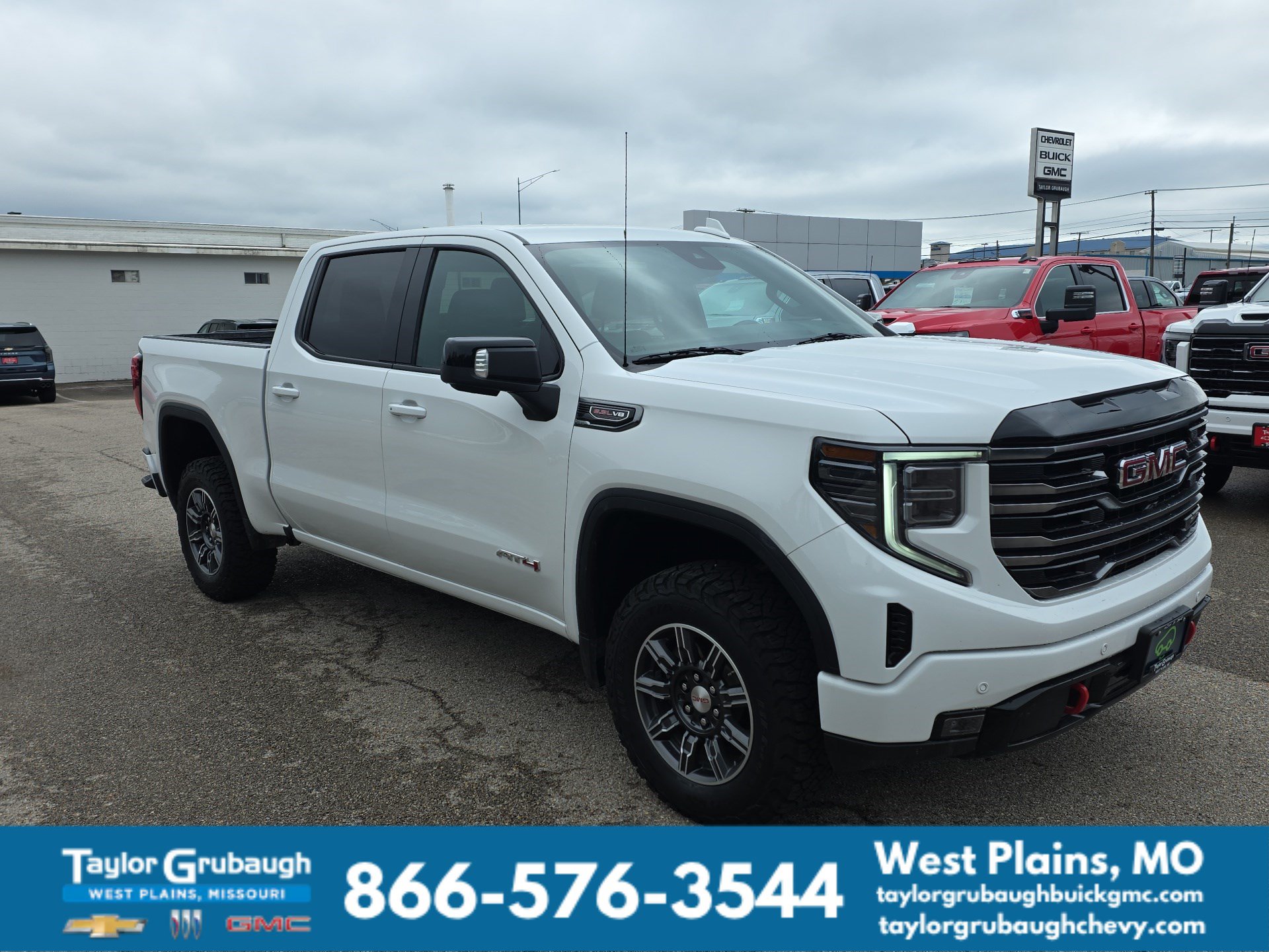 Certified 2025 GMC Sierra 1500 AT4 AWD/4WD image 2