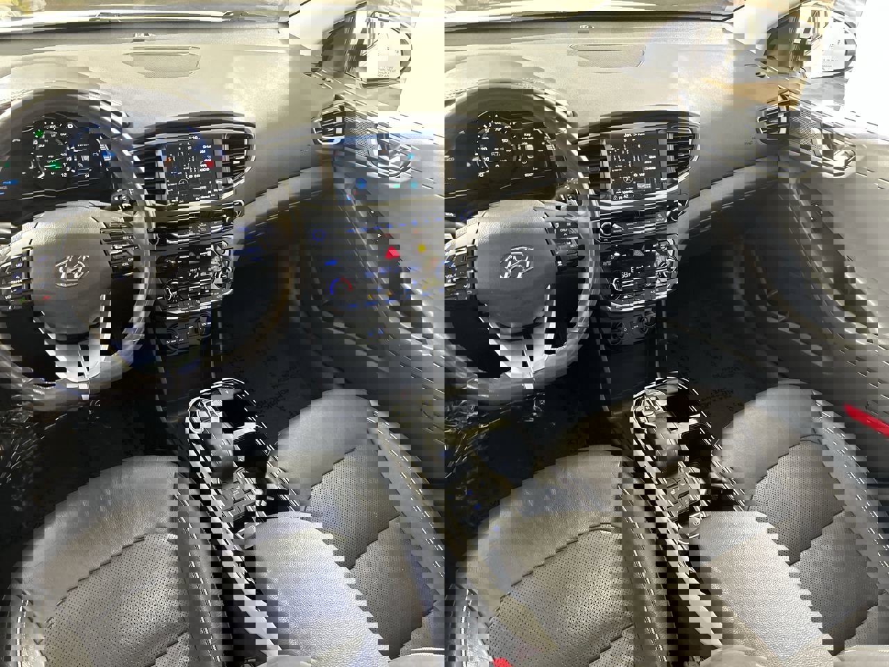 Used 2018 Hyundai Ioniq Limited image 23