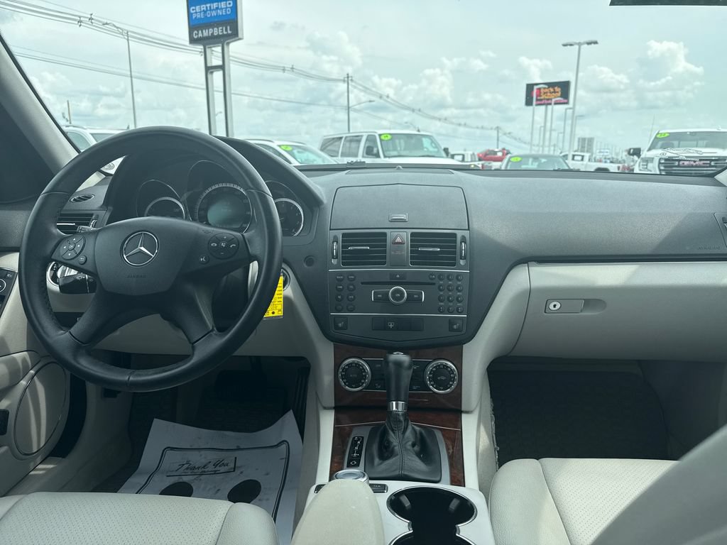 Used 2011 Mercedes-Benz C 300 Sedan image 23