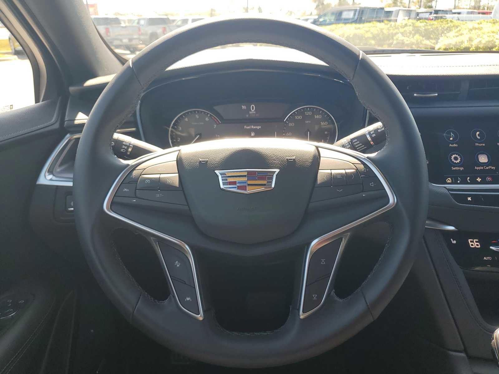 New 2024 Cadillac XT5 Luxury image 11