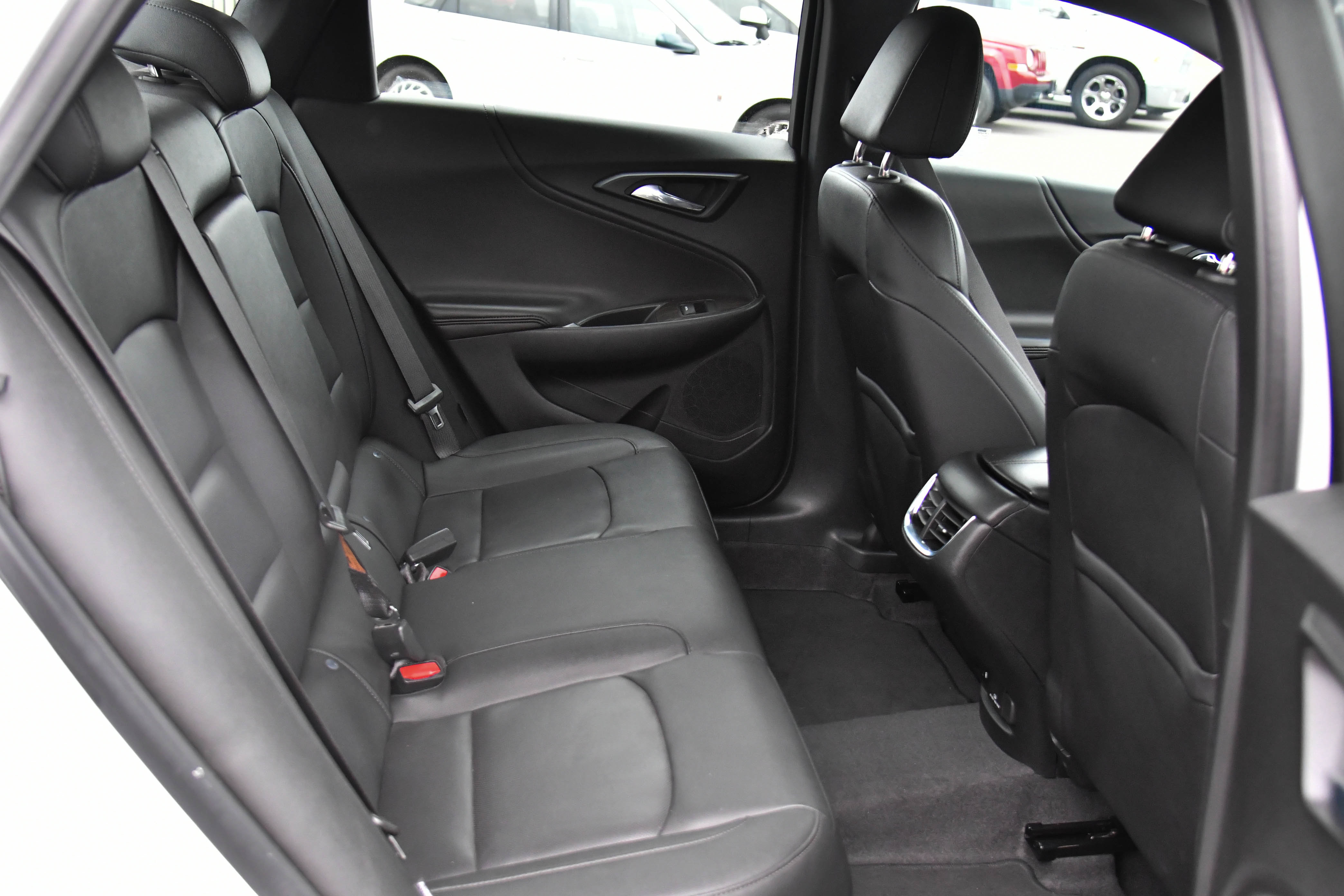 Used 2023 Chevrolet Malibu LT image 41