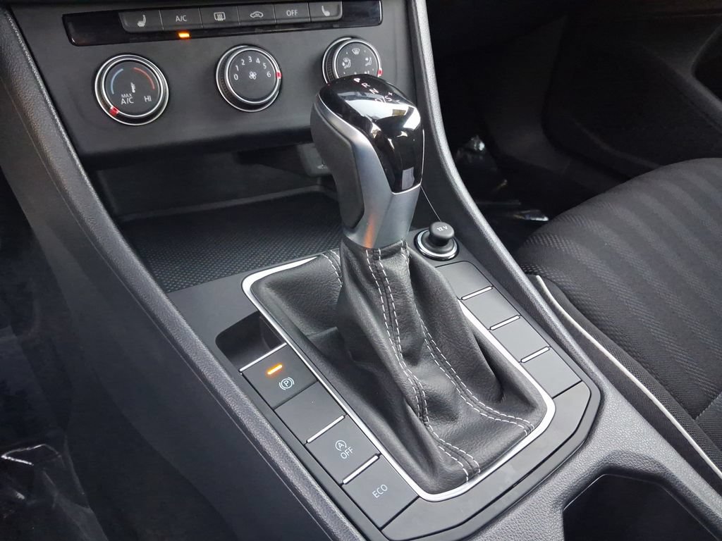 Used 2024 Volkswagen Jetta Sport FWD image 25