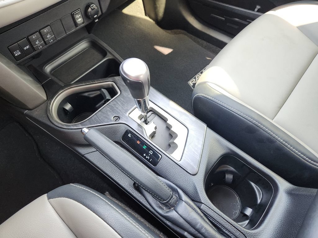 Certified 2017 Toyota RAV4 Platinum FWD image 21