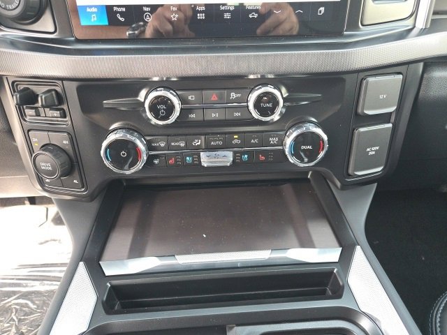 New 2026 Ford F350 Platinum image 19