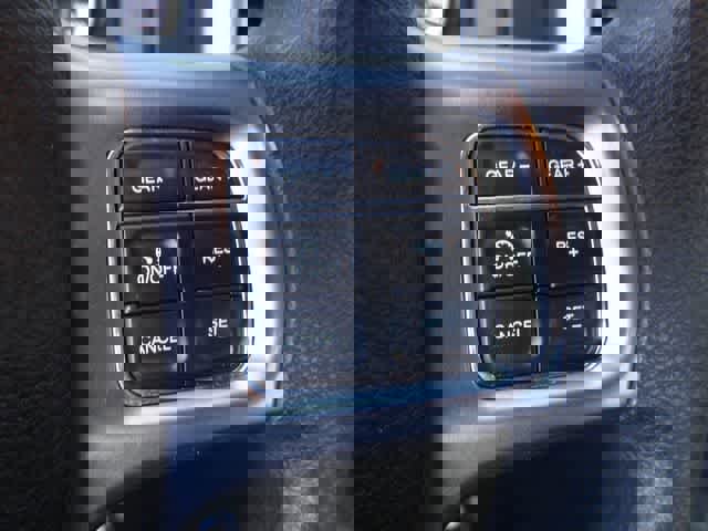 Used 2024 RAM 1500 Classic SLT image 17