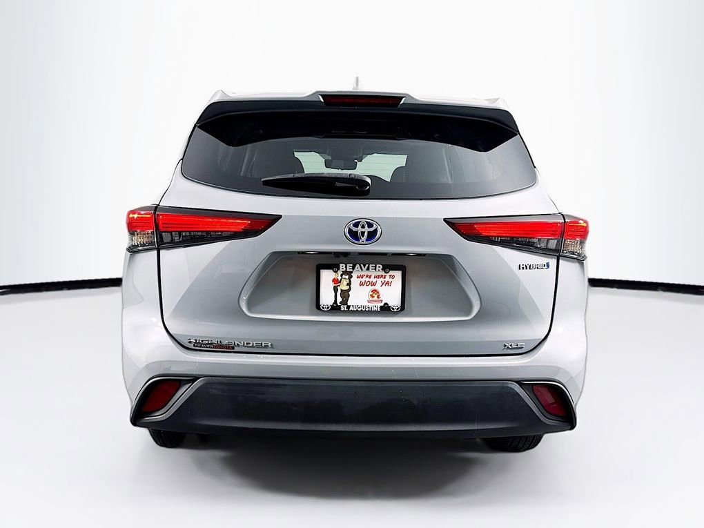 Used 2023 Toyota Highlander Bronze Edition image 8