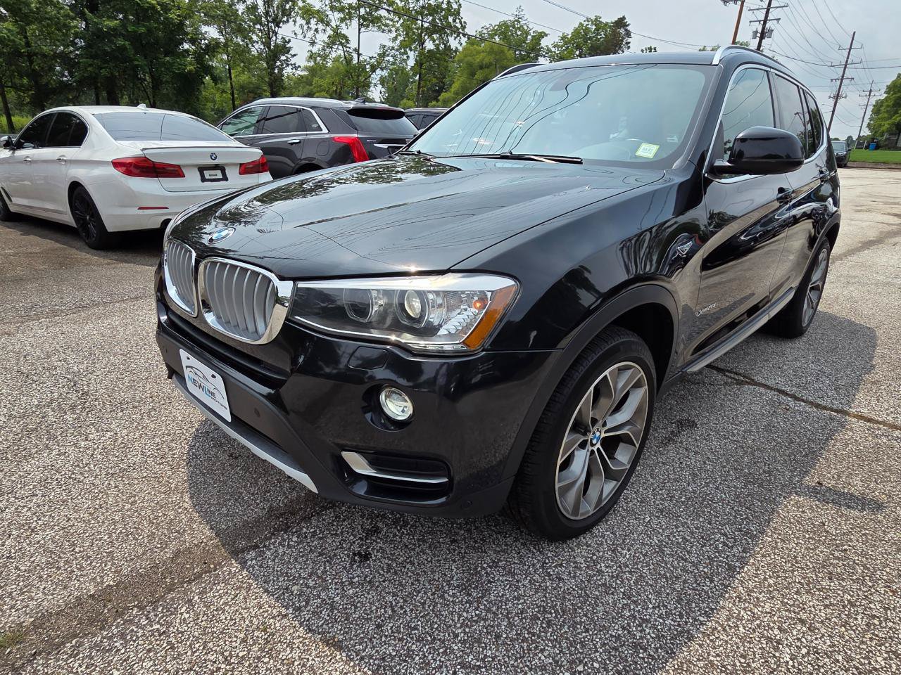Used 2015 BMW X3 xDrive28i w/ Premium Package AWD/4WD image 2