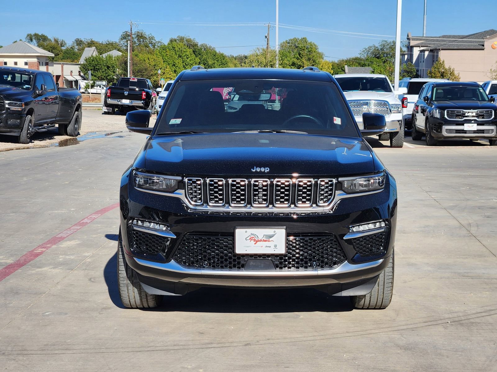 Used 2022 Jeep Grand Cherokee Summit image 6