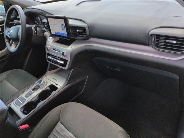 Used 2023 Ford Explorer XLT image 24