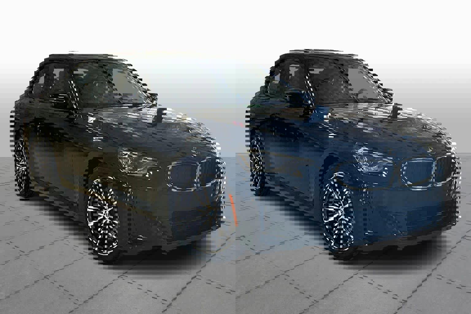 Used 2024 BMW 230i Coupe image 3