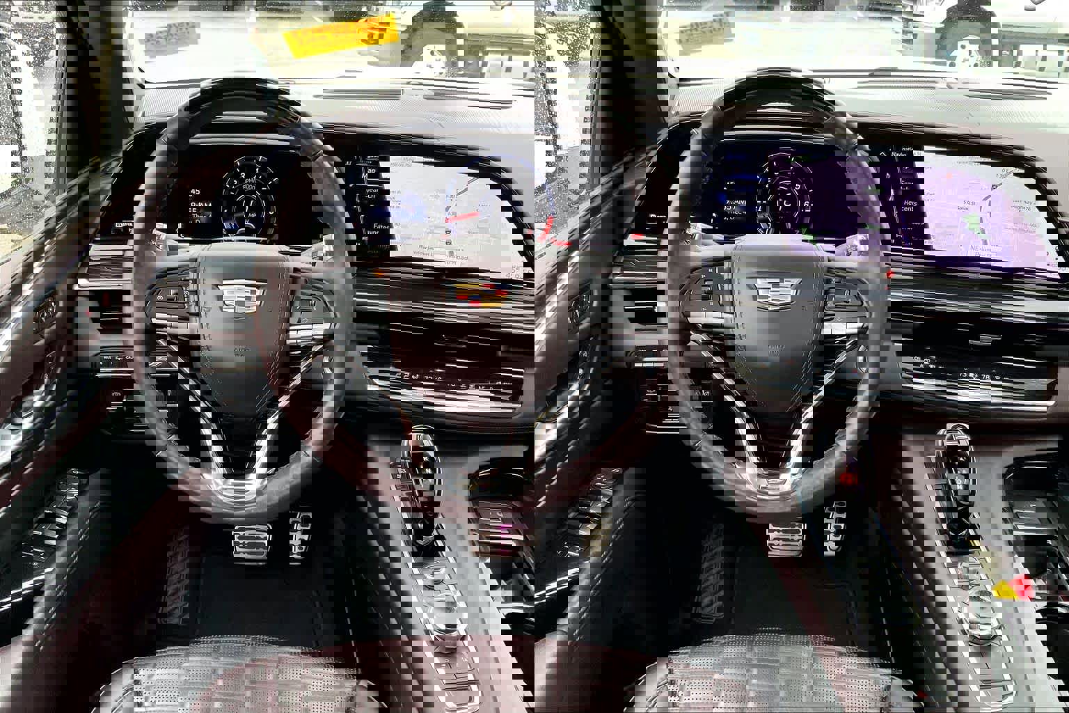 Used 2023 Cadillac Escalade V w/ Heavy-Duty Trailer Package image 5