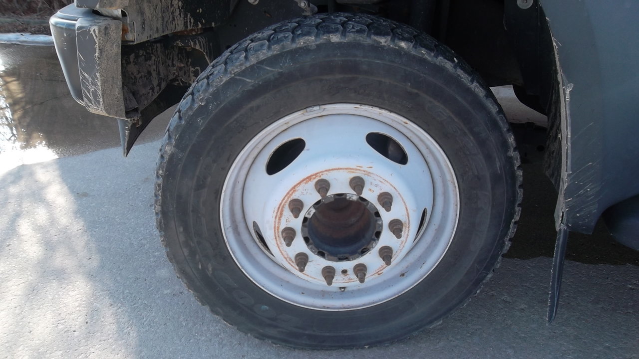Used 2010 Ford F550 2WD Regular Cab Super Duty image 22