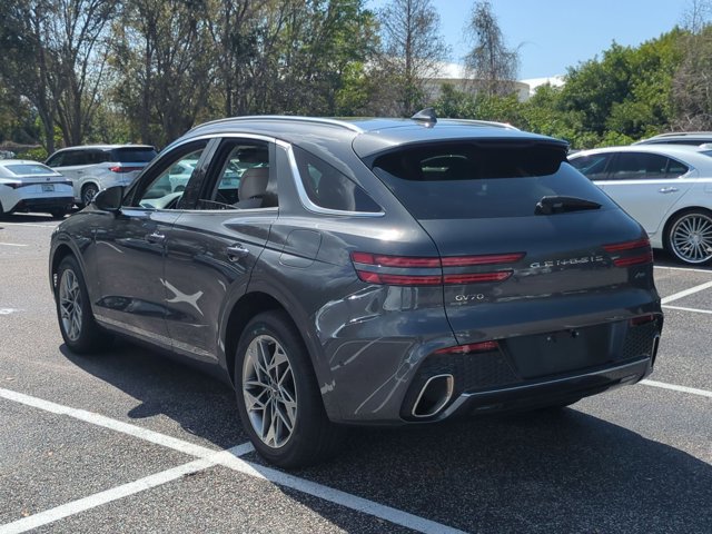 Used 2022 Genesis GV70 2.5T w/ Advanced Package image 7