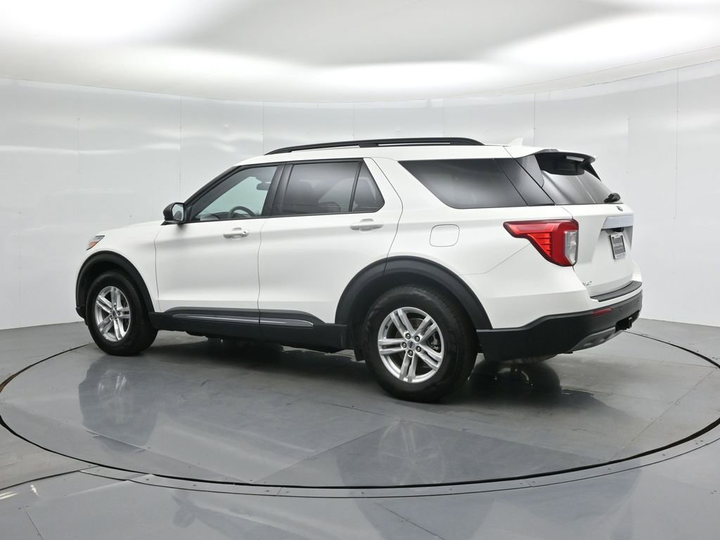 Certified 2021 Ford Explorer XLT RWD image 6