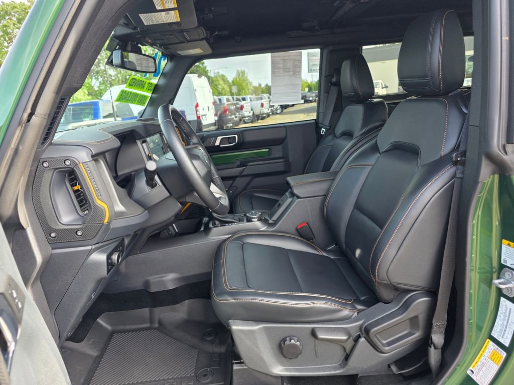 Used 2024 Ford Bronco Badlands AWD/4WD image 4