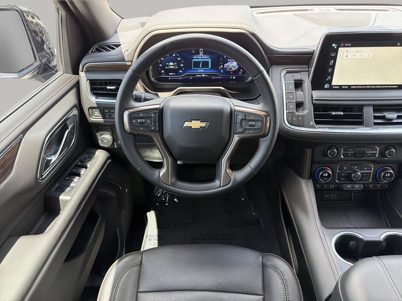 Used 2024 Chevrolet Tahoe High Country RWD image 14