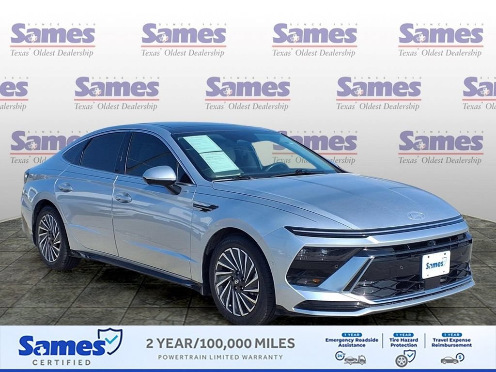 Used 2025 Hyundai Sonata Limited FWD image 1