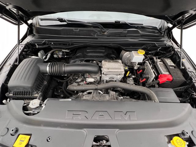 Used 2022 RAM 1500 Laramie AWD/4WD image 30