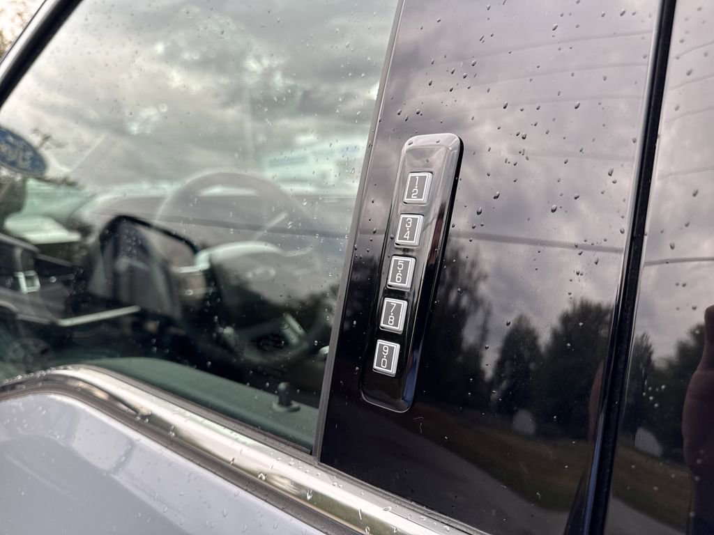 New 2026 Ford F350 Lariat w/ Lariat Ultimate Package image 21