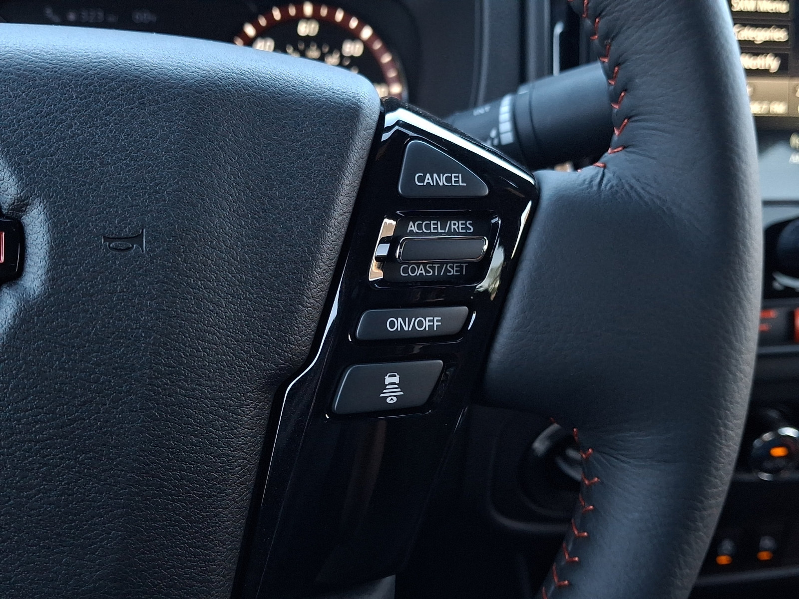 New 2027 Nissan Frontier PRO-4X AWD/4WD image 14