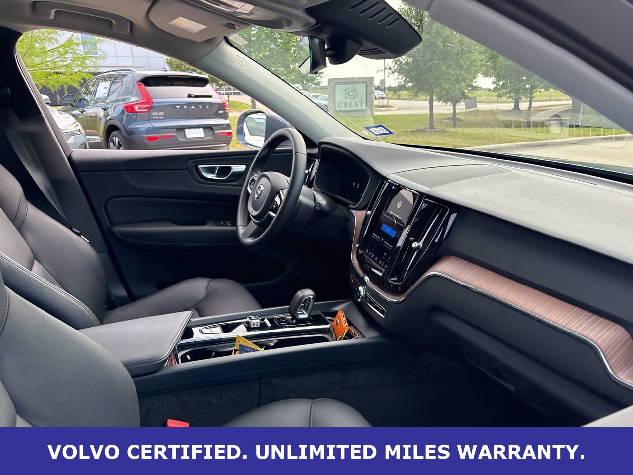 Certified 2023 Volvo XC60 B5 Plus w/ Climate Package image 14