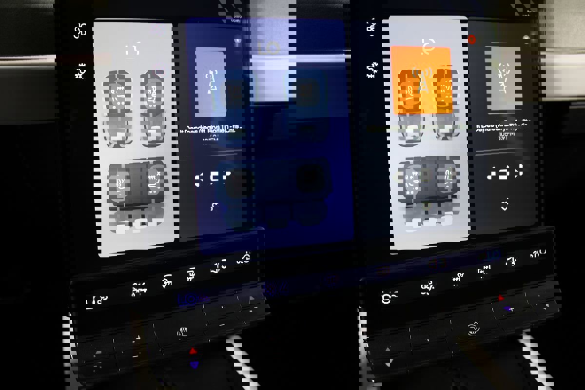 Used 2023 Fisker Ocean One image 20