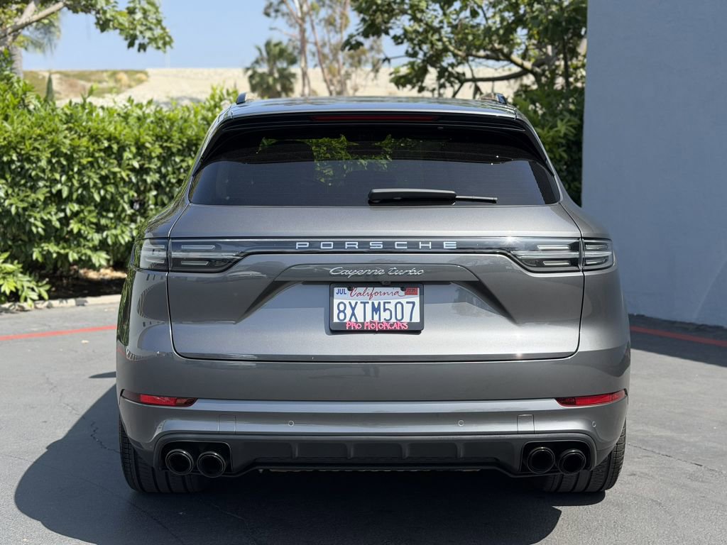 Used 2021 Porsche Cayenne Turbo AWD/4WD image 11