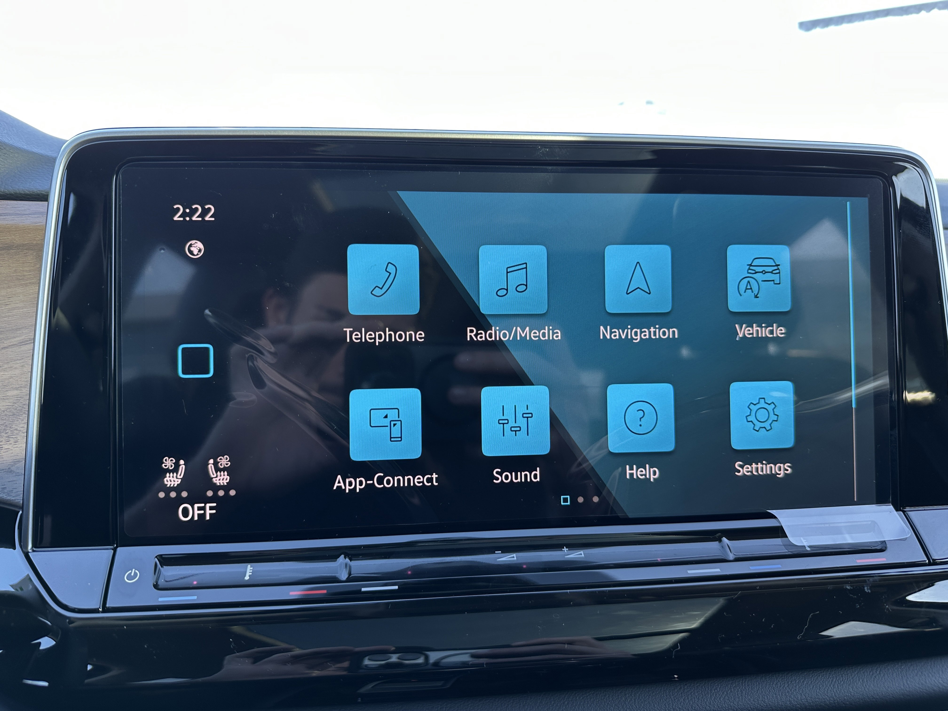 New 2026 Volkswagen Atlas SE image 16