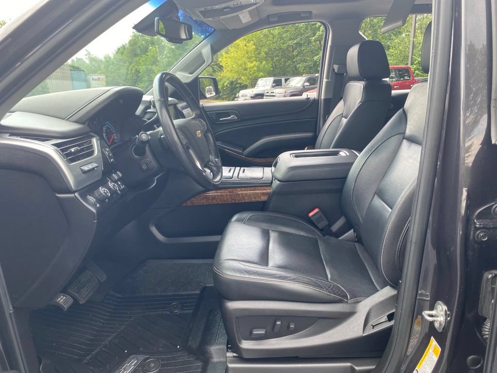 Used 2018 Chevrolet Tahoe Premier AWD/4WD image 15