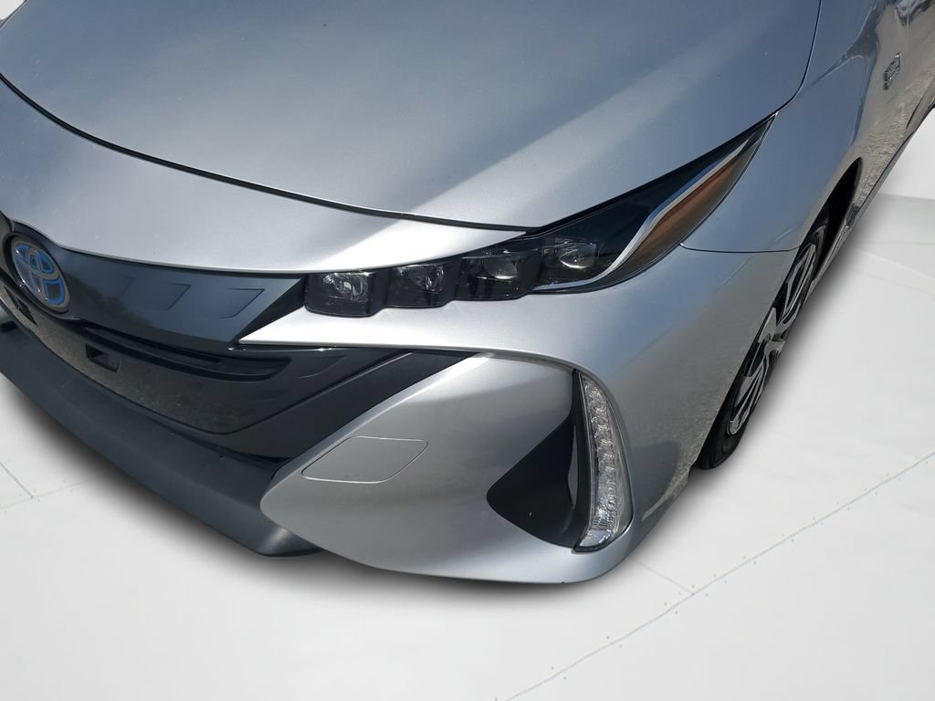 Certified 2021 Toyota Prius Prime LE FWD image 23