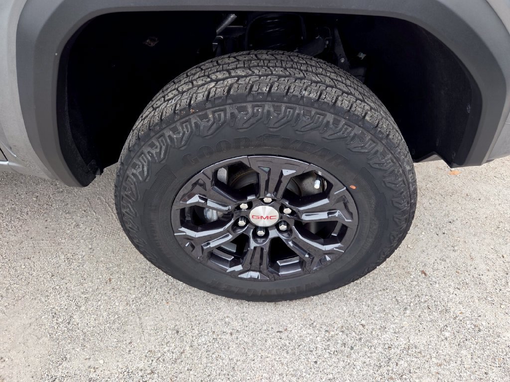 Used 2023 GMC Canyon Elevation w/ Convenience Package RWD image 16