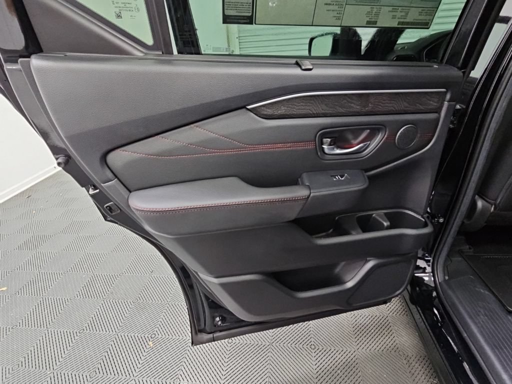 New 2026 Honda Pilot Black Edition image 36