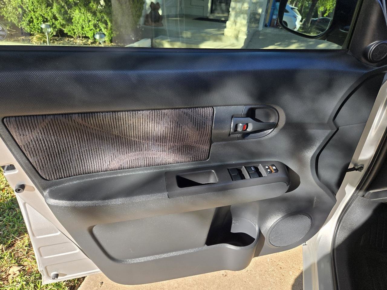 Used 2015 Scion xB image 18