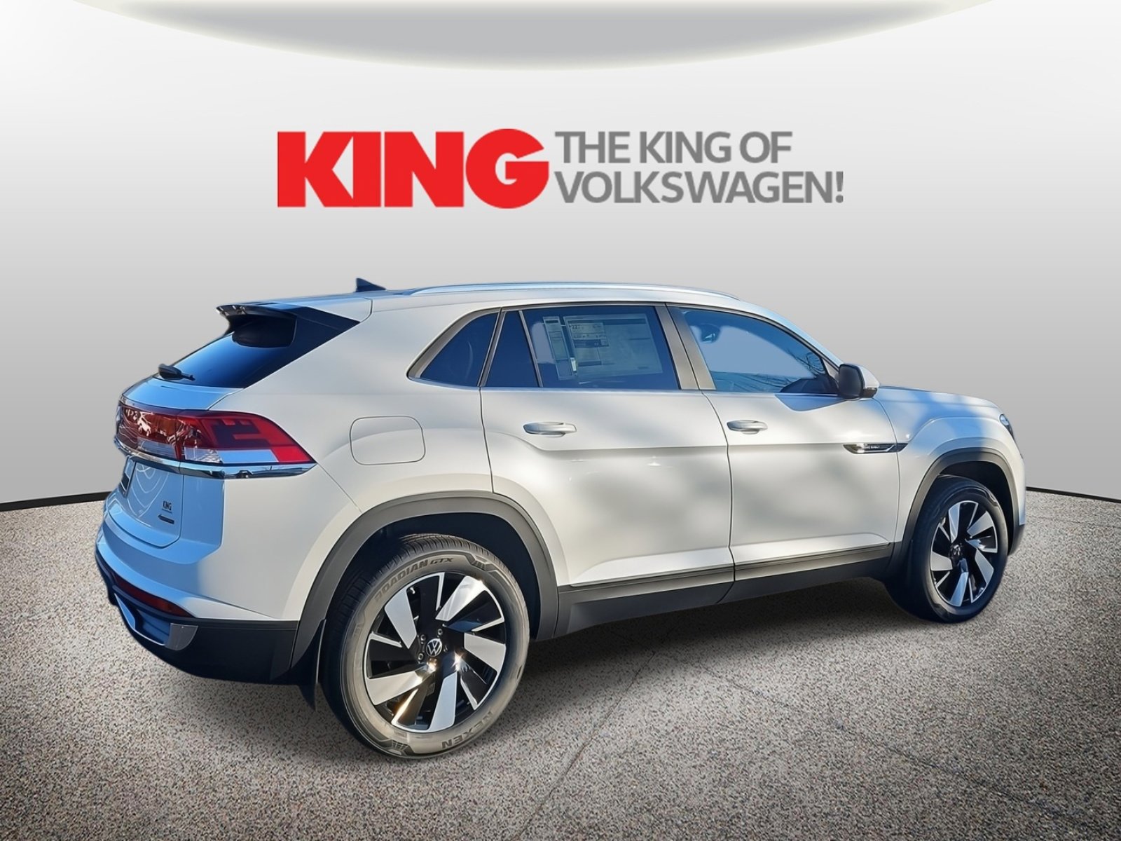 New 2026 Volkswagen Atlas Cross Sport SE image 3