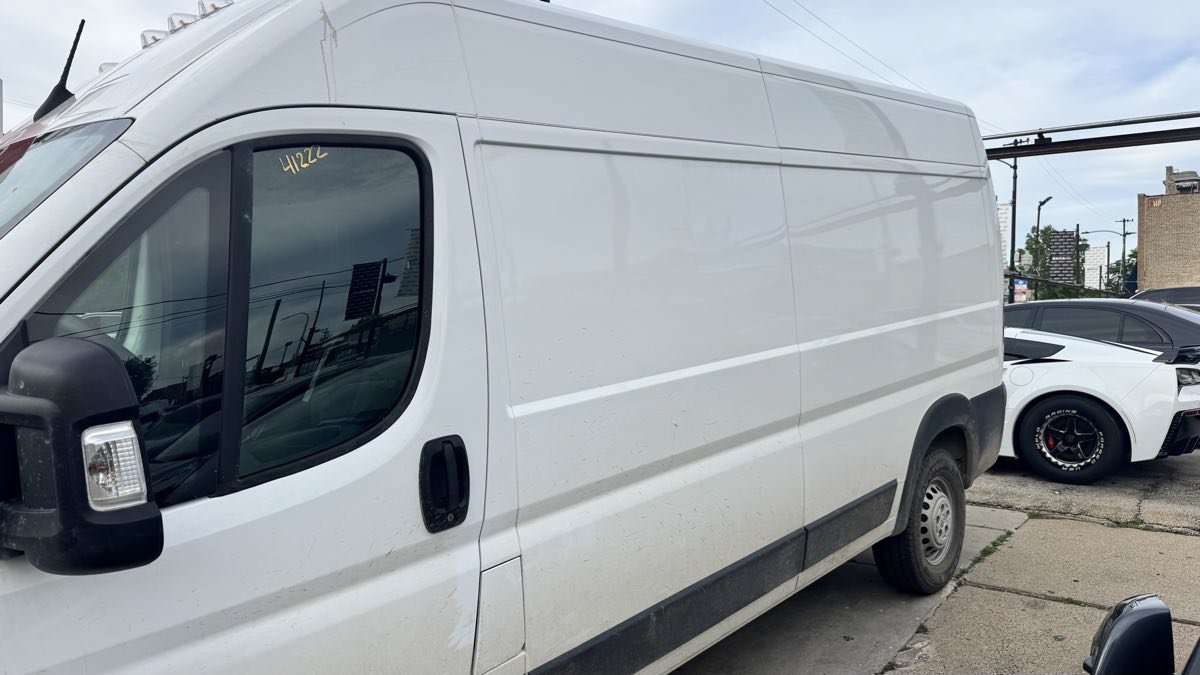 Used 2025 RAM ProMaster 2500 w/ Convenience Group FWD image 2