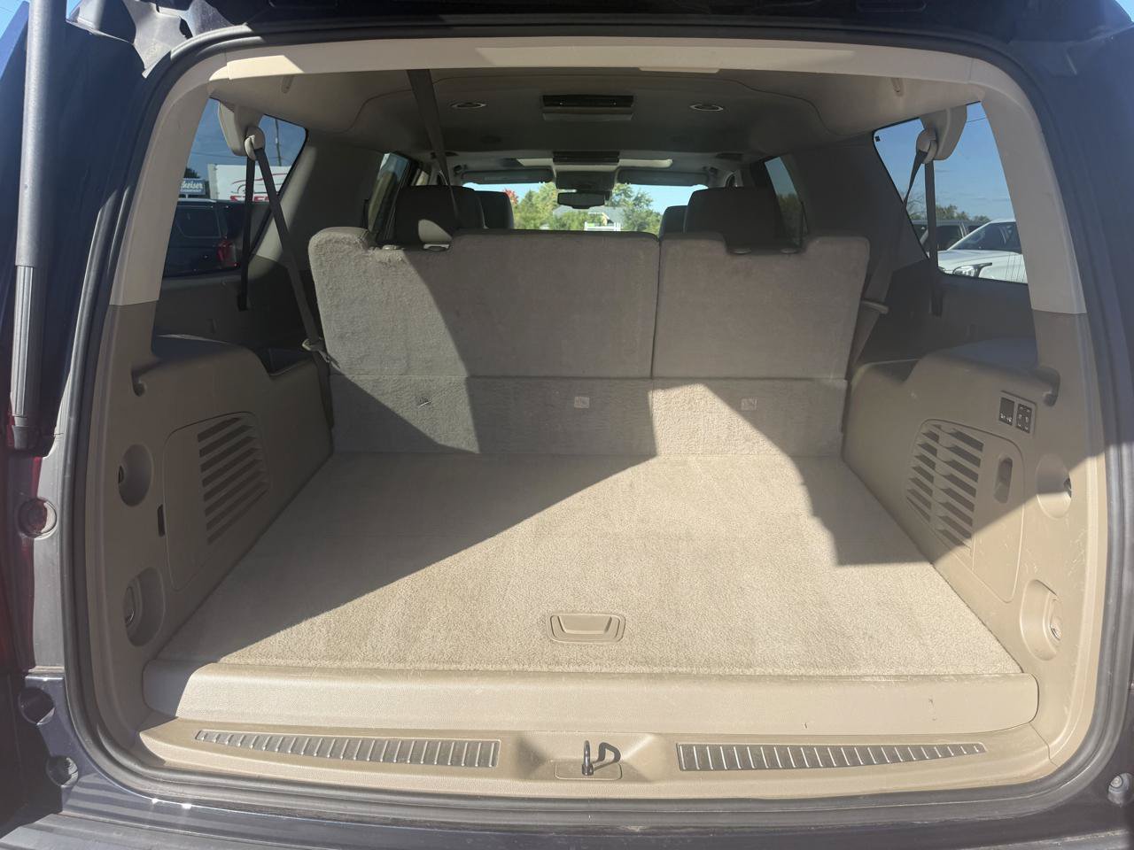 Used 2020 Chevrolet Suburban LT AWD/4WD image 20
