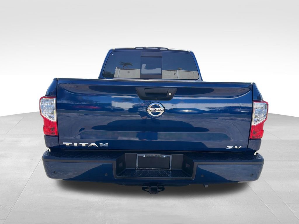Certified 2021 Nissan Titan SV w/ SV Convenience Package image 7
