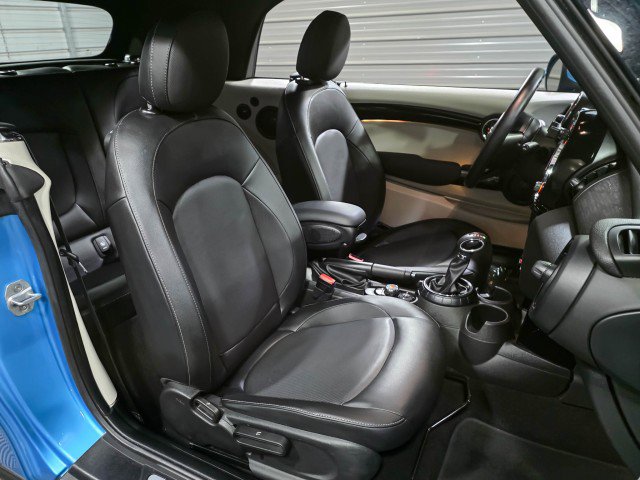 Used 2017 MINI Cooper Convertible image 14