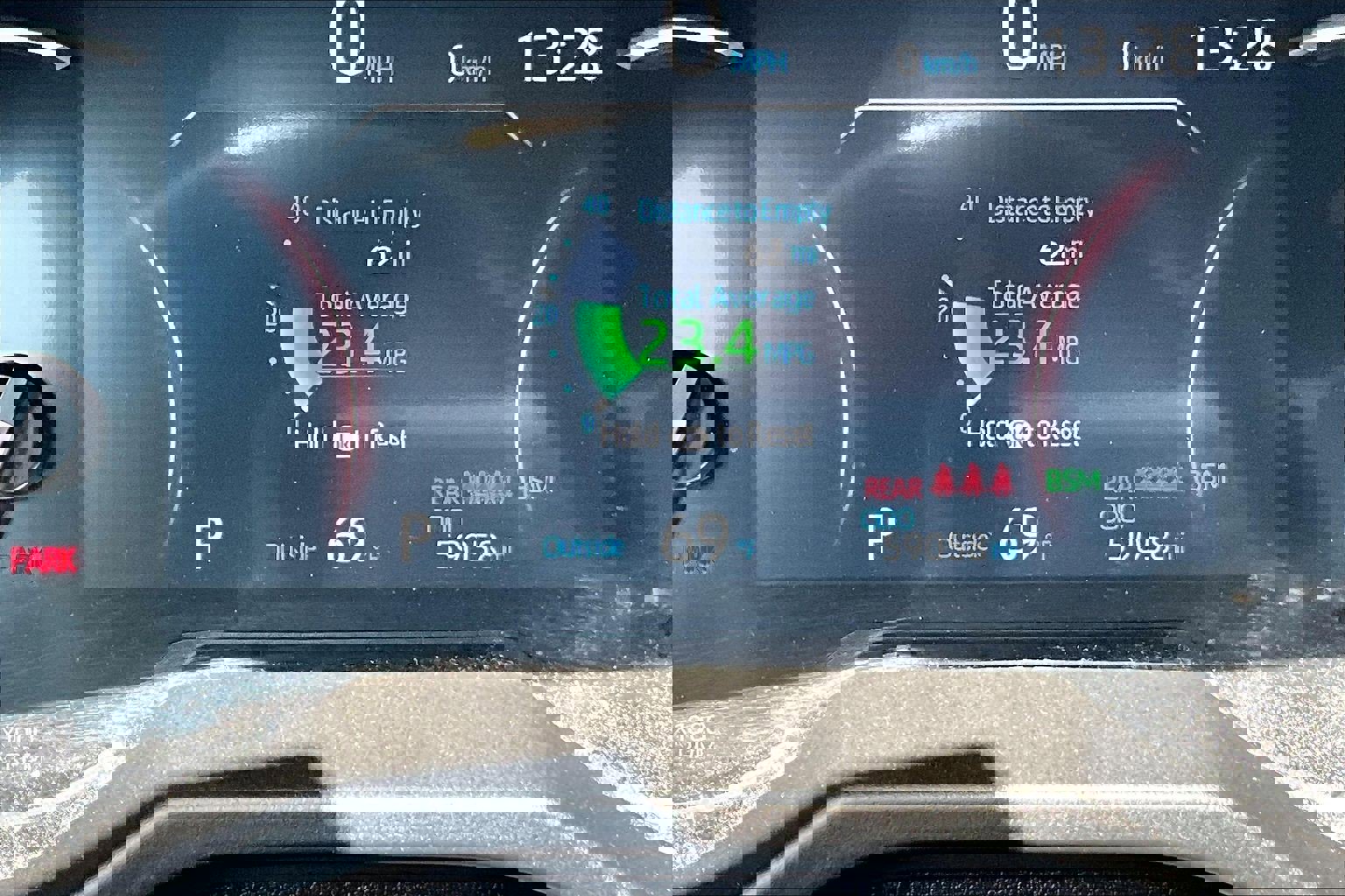 Used 2023 Toyota RAV4 XLE image 19