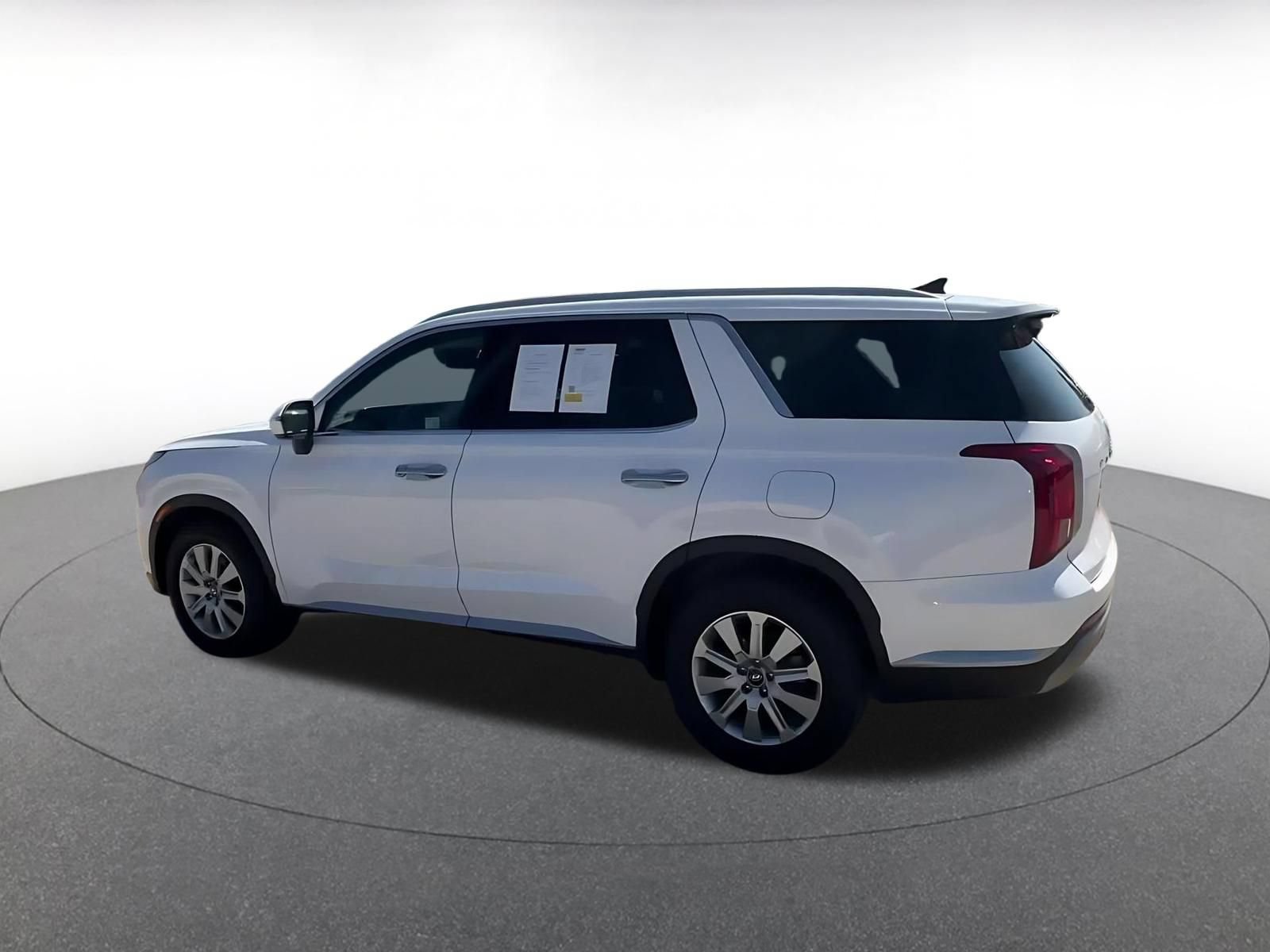 Used 2025 Hyundai Palisade SEL FWD image 10