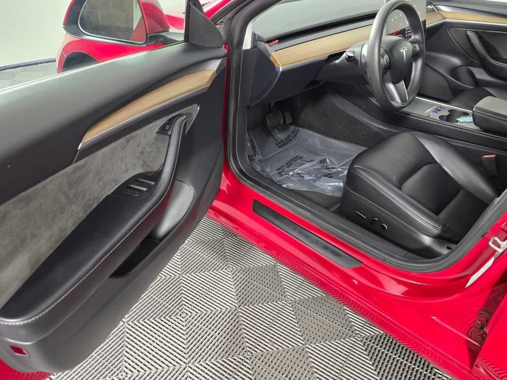 Used 2023 Tesla Model 3 Standard Range RWD image 21